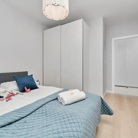 Starlight By Renters Apartament