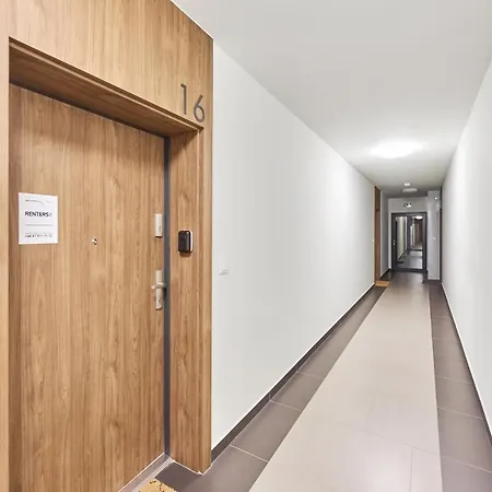 Starlight By Renters * Wrocław